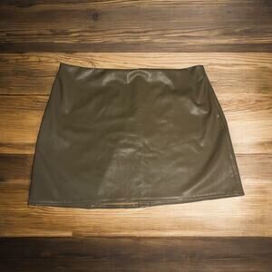 Forever 21 Plus Size 0X Olive Brown Faux Leather Mini Skirt High Waist Zip Back